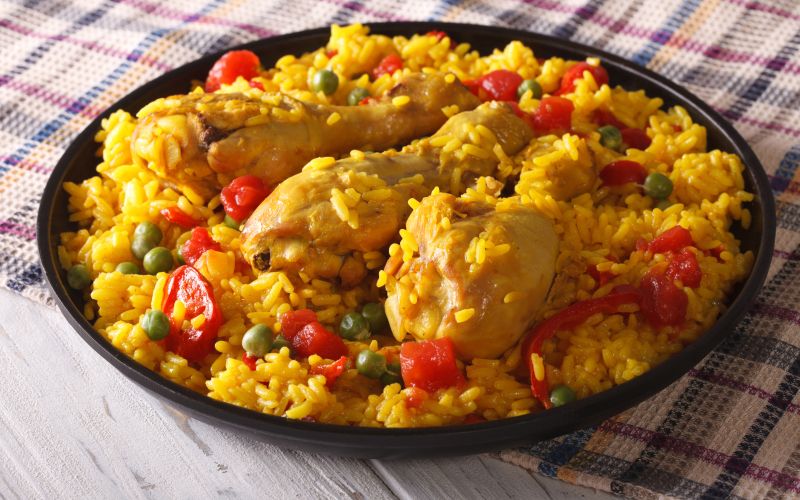 LEv Paella s piščancem.jpg