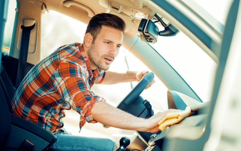 čiščenje avtomobila 1.jpg