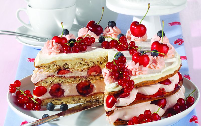 sladkih5 torta s češnjami.jpg