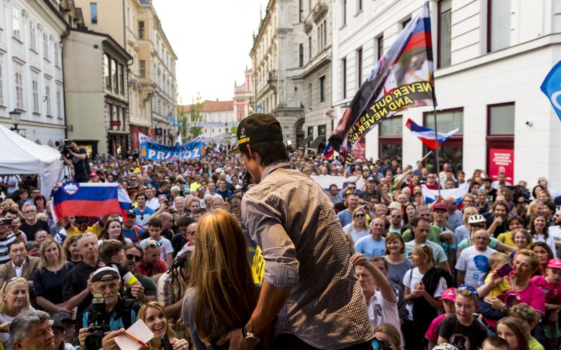 roglic sprejem.jpg