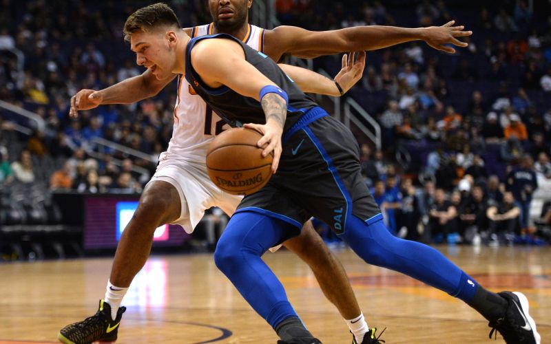 Luka Dončić in TJ Warren