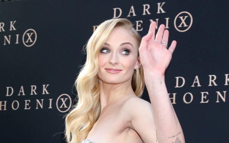 Sophie Turner, Top.jpg