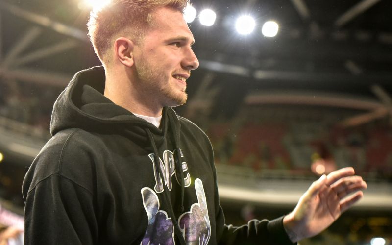 doncic 1 bobo 2.jpg