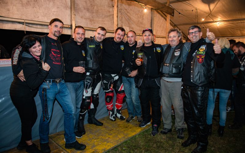 mk-gronska-strejla, obletnica, budinci