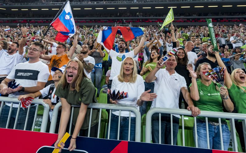 slovenija navijaci jk.jpg