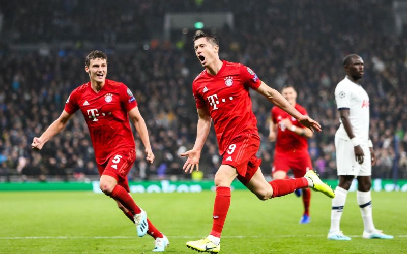 robert lewandowski pm.jpg