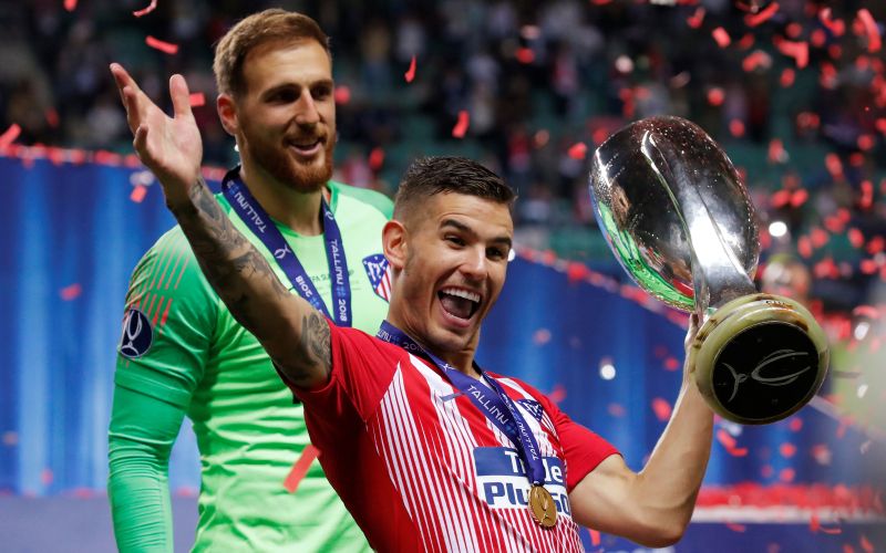 lucas hernandez oblak.jpg