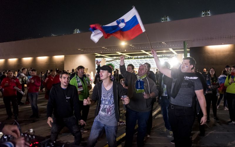 navijaci slovenija.jpg