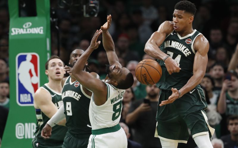 Giannis Antetokounmpo.jpg