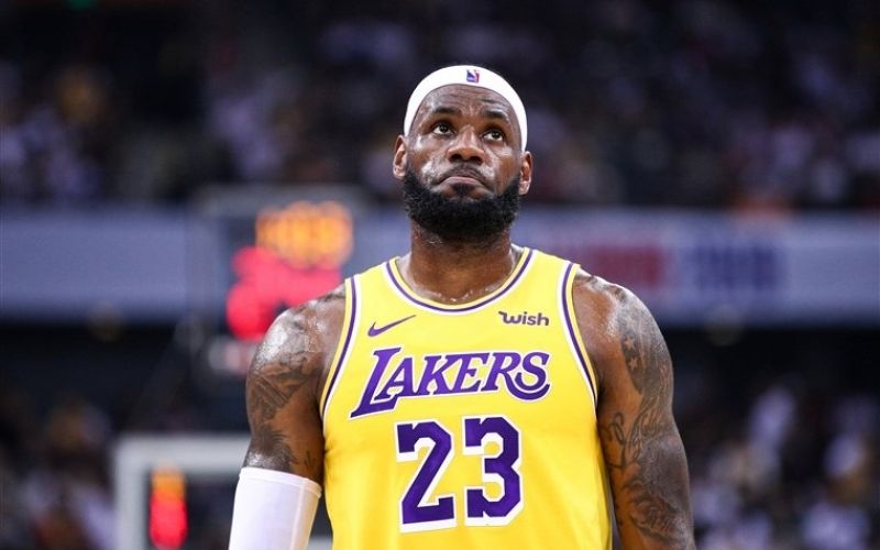 lebron1.jpg