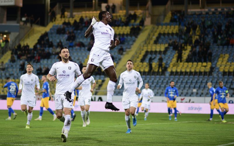 celje olimpija 1.JPG