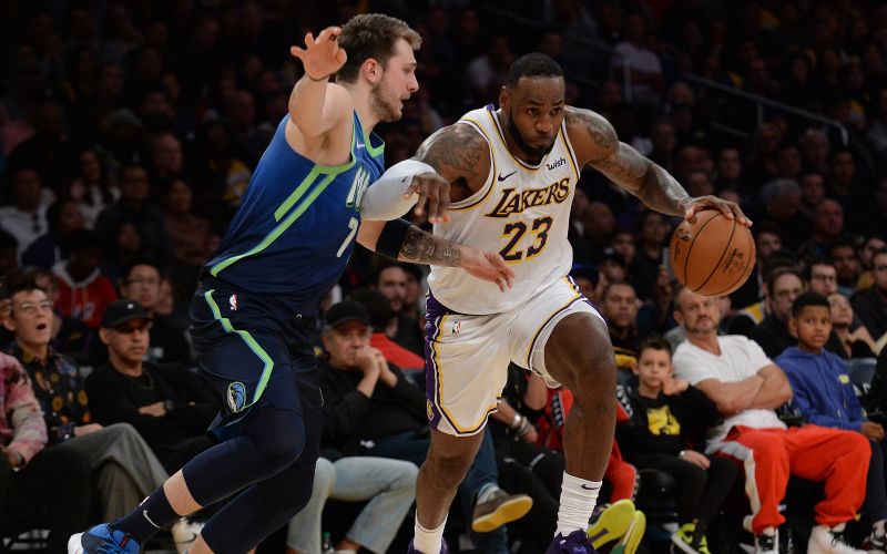 lebron james luka doncic re.jpg