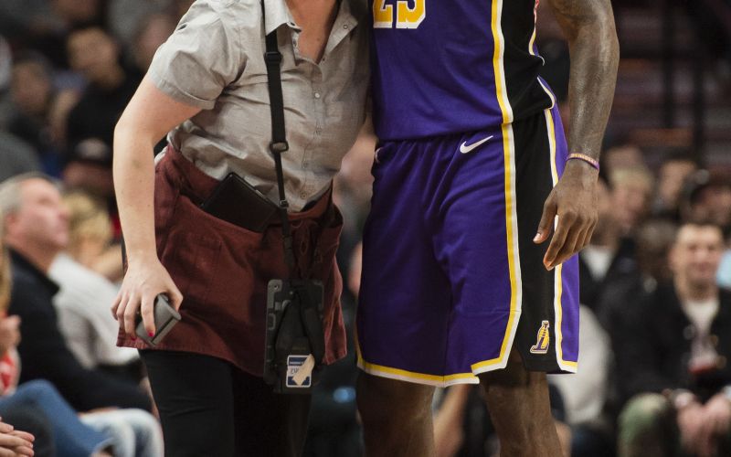 lebron james.jpg