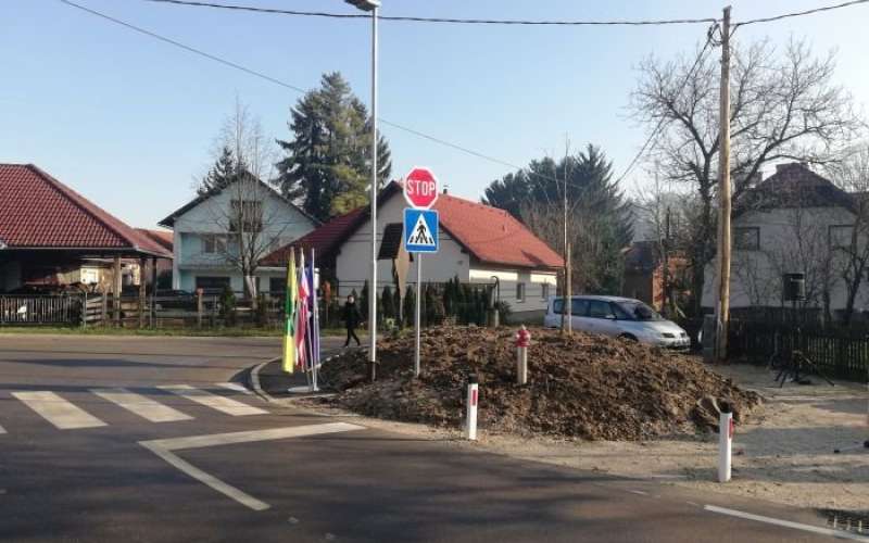 dolenja_001.jpg