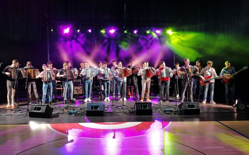 _zzkoncert__1_.jpg