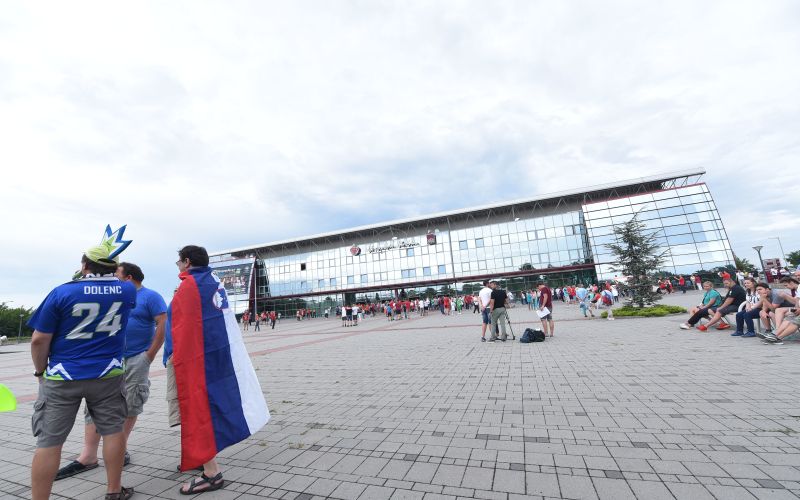 veszprem arena.jpg