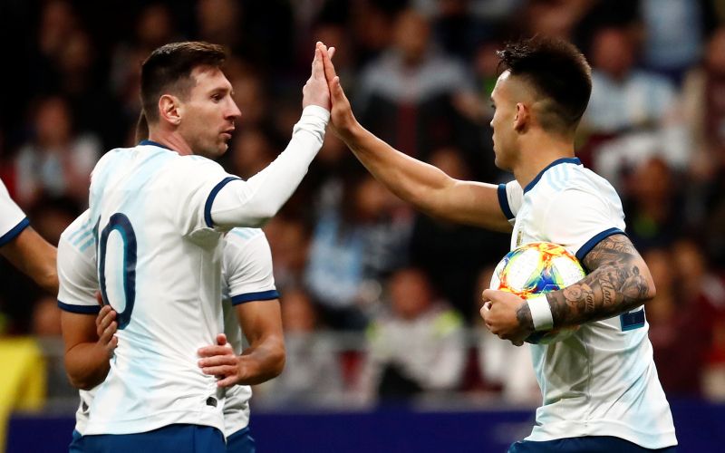 lautaro martinez lionel messi.jpg