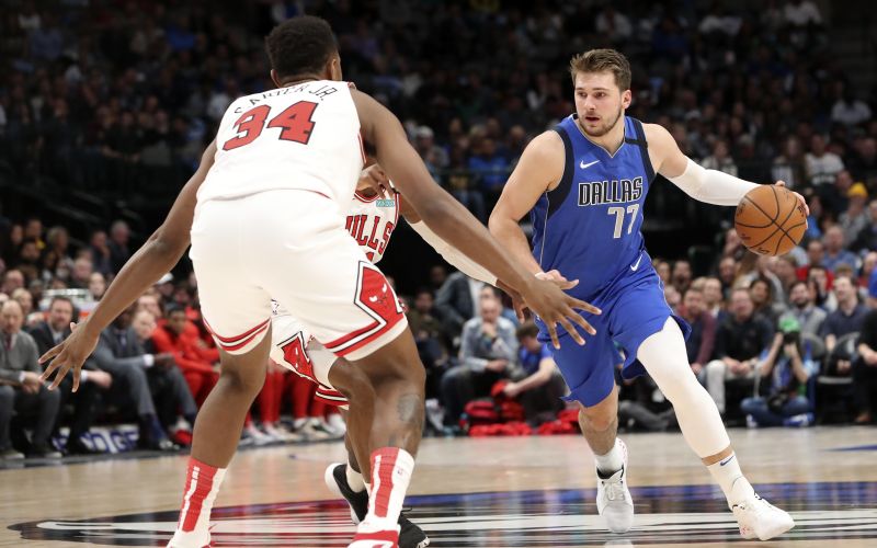 luka doncic chicago 2 re.jpg