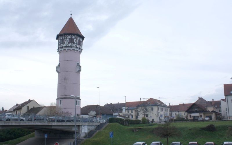 vodovodni_stolp_brezice_zm.jpg