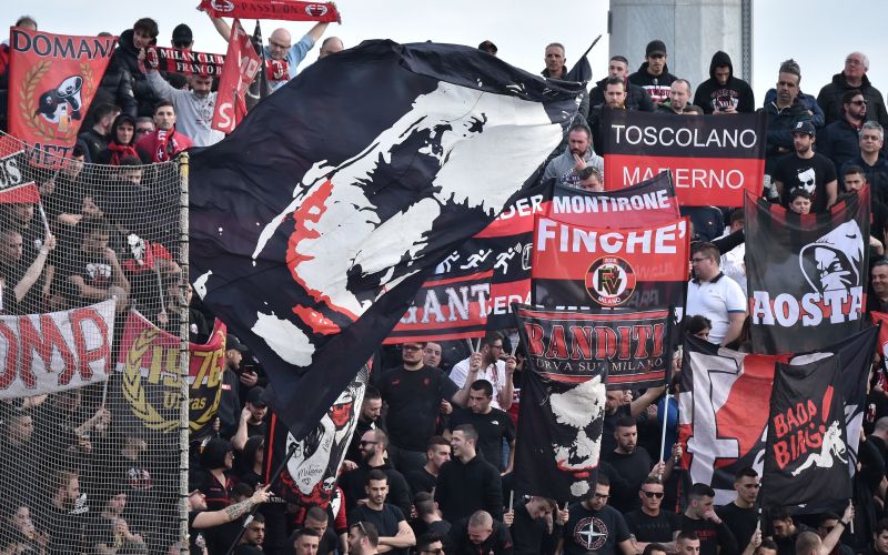 milan navijaci.jpg