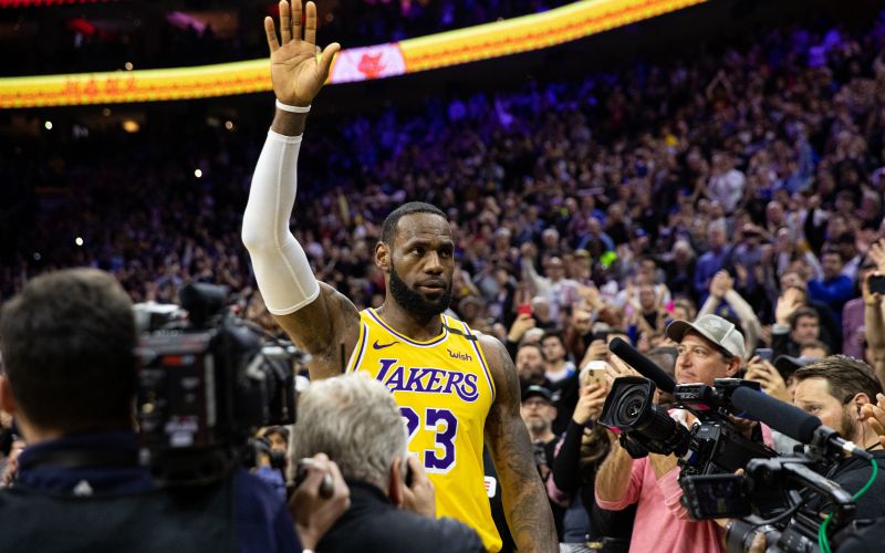 lebron james.jpg