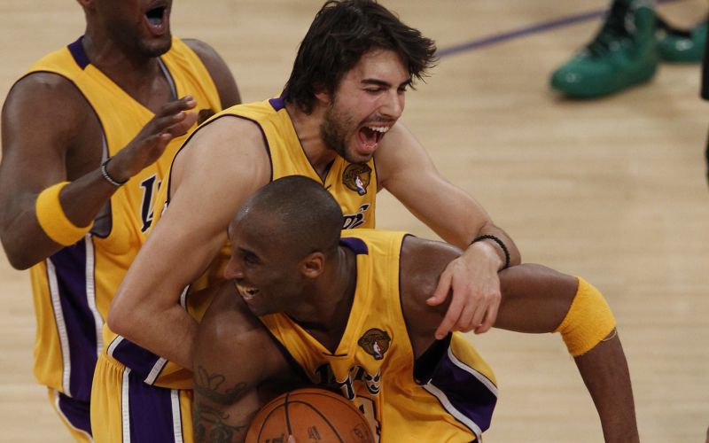 odom bryant vujacic.jpg