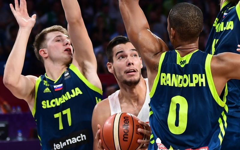 doncic-randolph.jpg