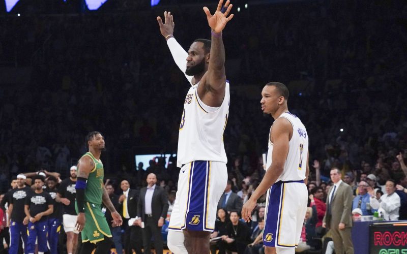 lebron james.jpg