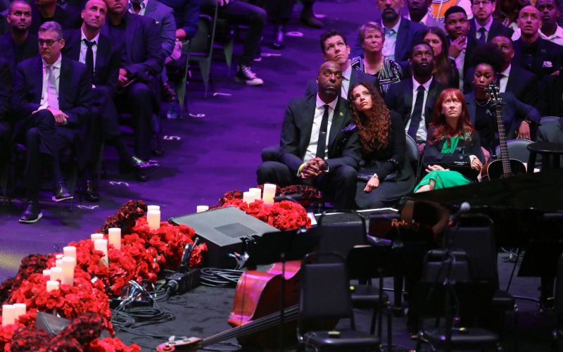 kobe bryant 11 re.jpg