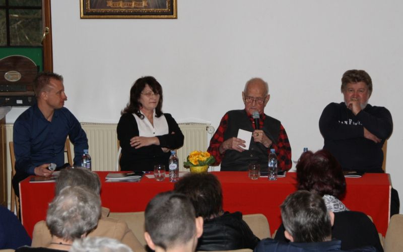 010_citre_v_beli_krajini.jpg