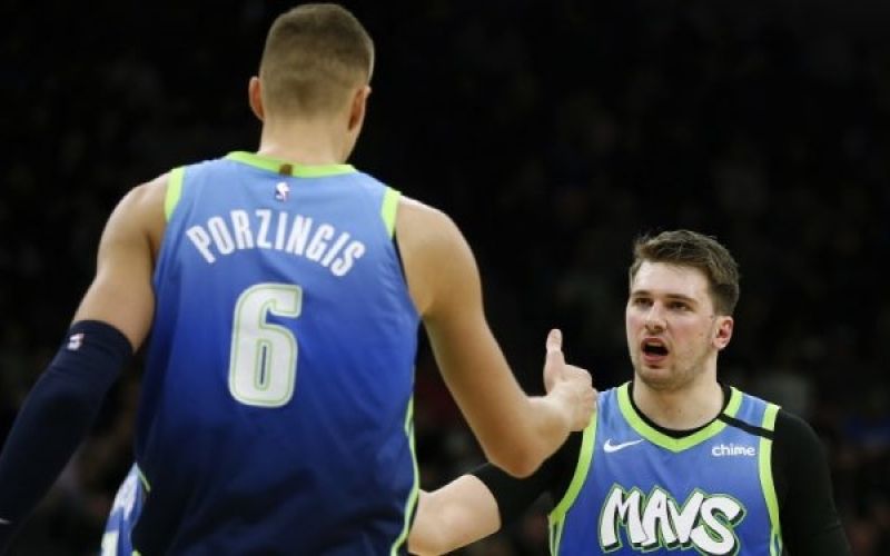 porzingis doncic dallas.jpg
