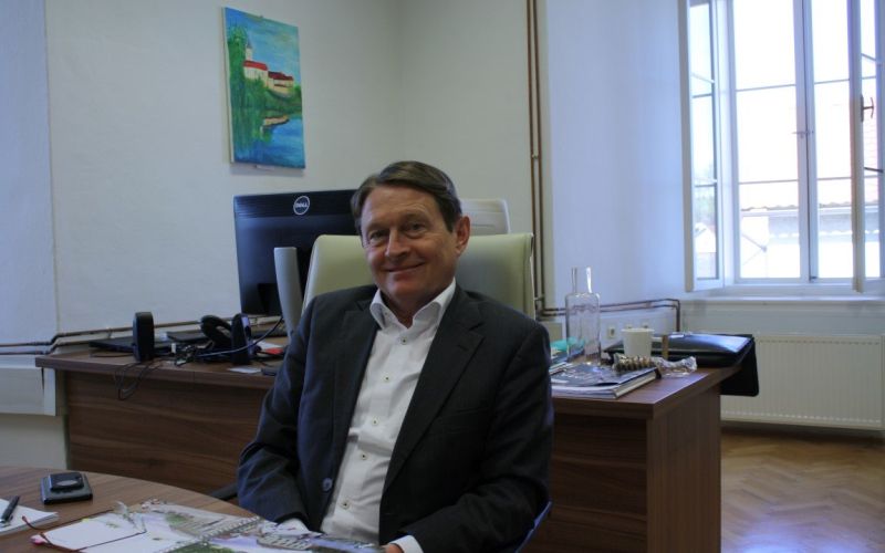 andrej_kavsssek_zzupan_obccine_ccrnomelj___kopija.jpg