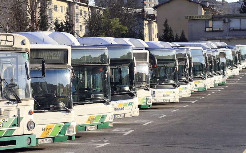 avtobusi lpp trole trola bobo.JPG