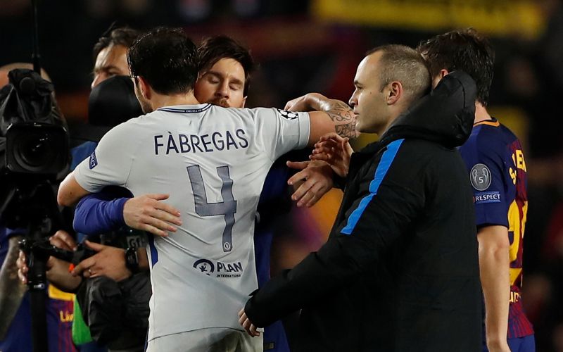 fabregas messi.JPG