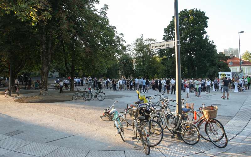 prekmurski-trg, ljubljana, sto-let-združitve