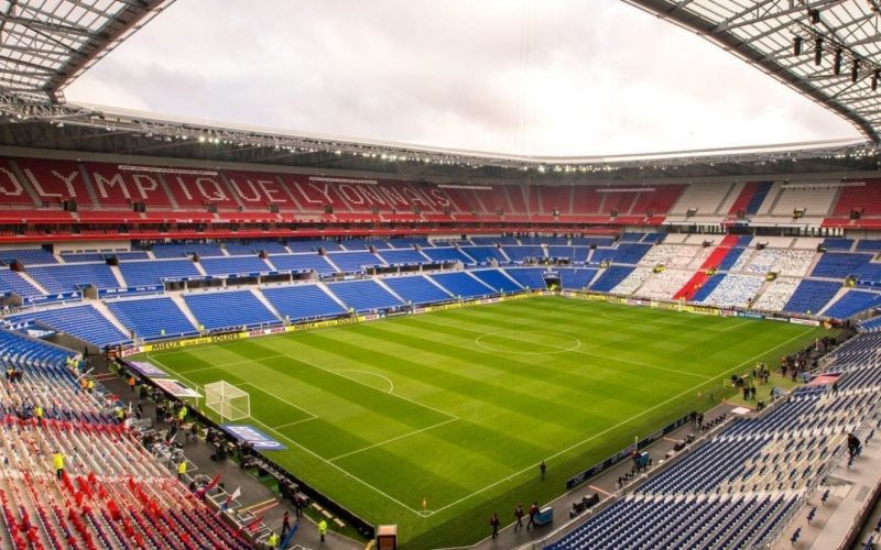 lyon stadion.jpg