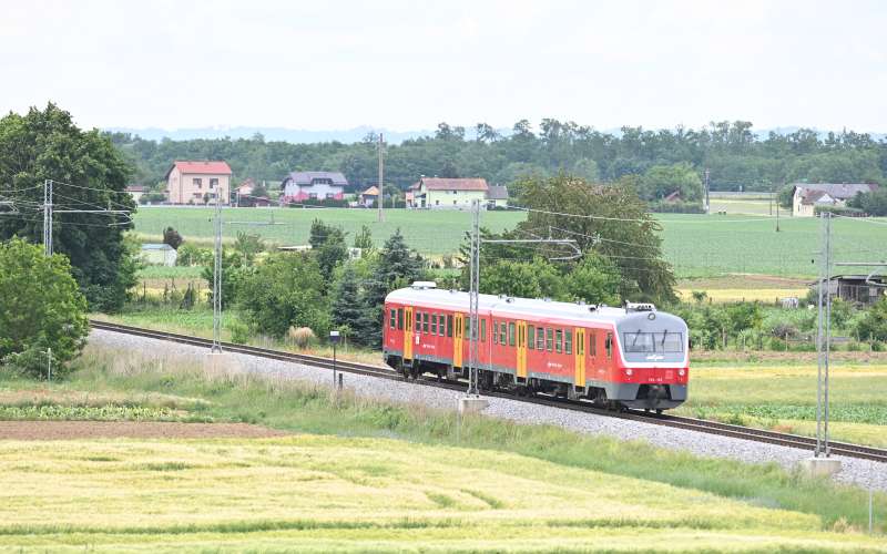 vlak, železnica, železniška-proga, pomurje