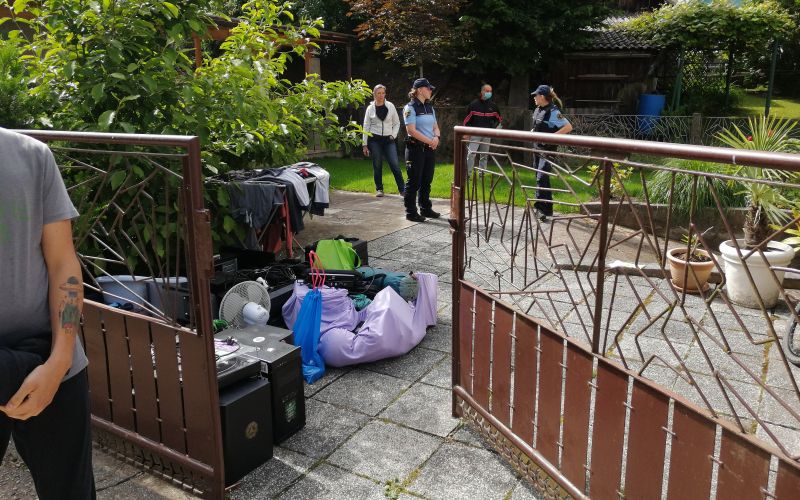 dobnikar policija, študent.jpg