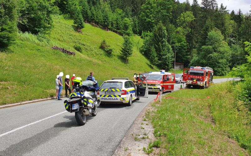 naselje selo, motorist, nesreča.png