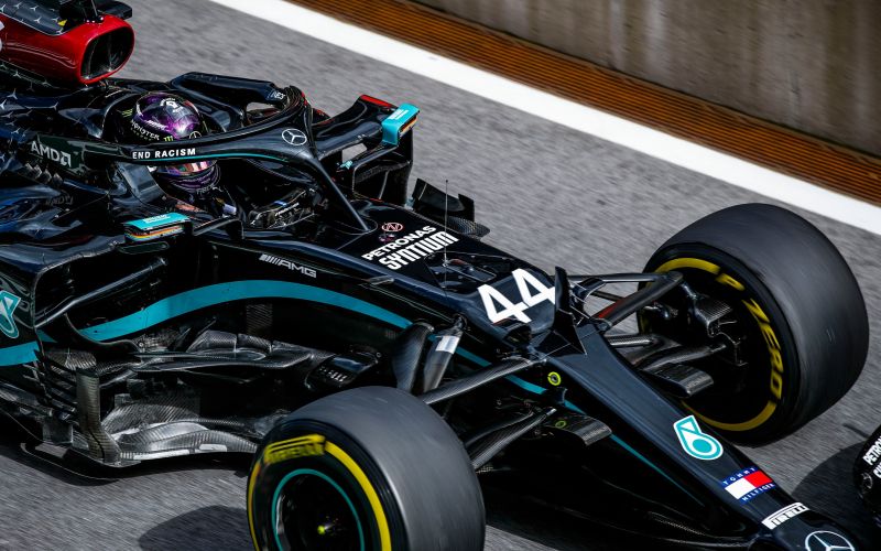 mercedes-hamilton.jpg