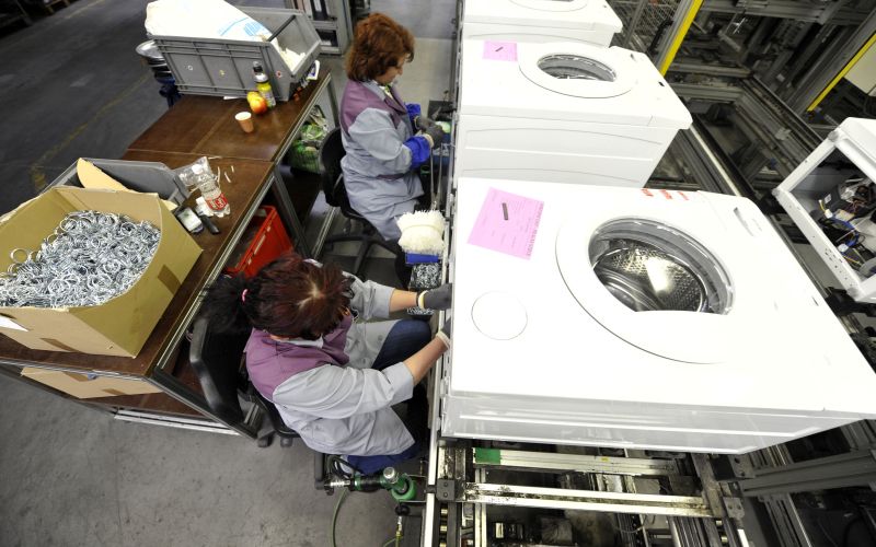 gorenje, zaposleni.JPG