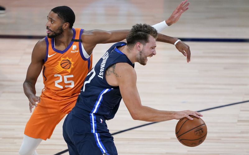 doncic dallas phoenix.JPG