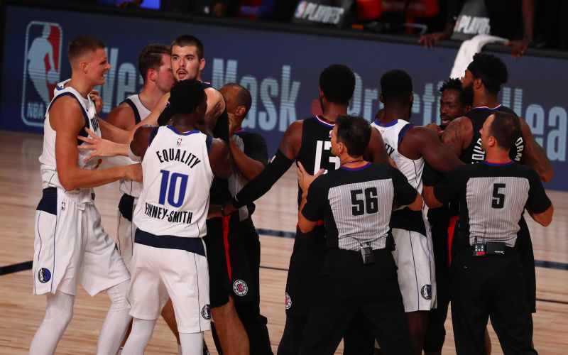 dallas clippers re.JPG