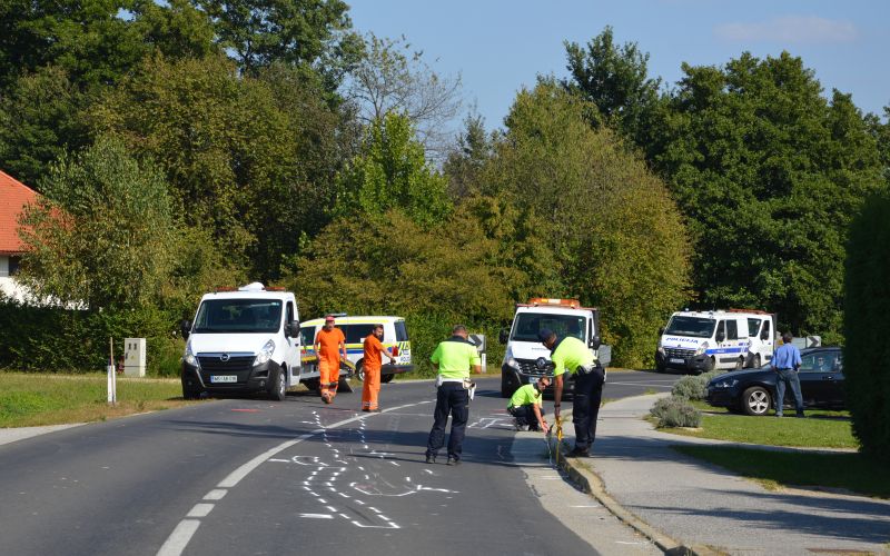 prometna-nesreča, motorist, osebni-avtomobil