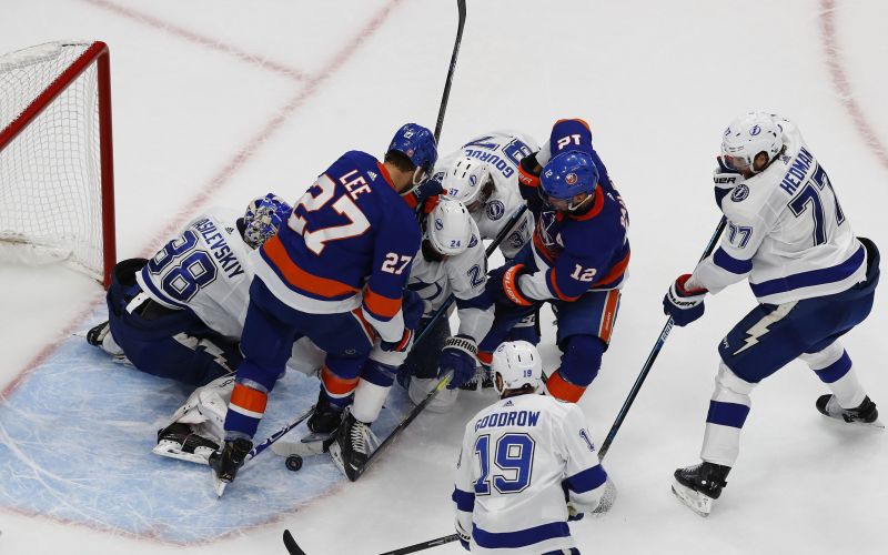 new york islanders tampa bay re.JPG