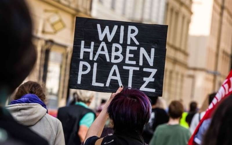 berlin, protest, migranti