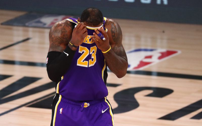 lebron james re.JPG