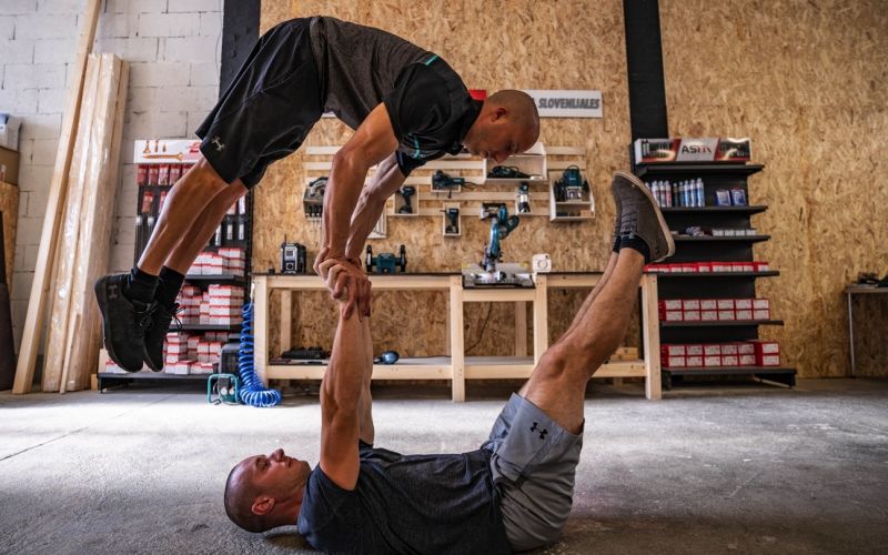 filip-kržišnik, blaž-slanič, f&b-acrobatics