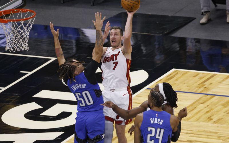 goran dragic miami re.JPG