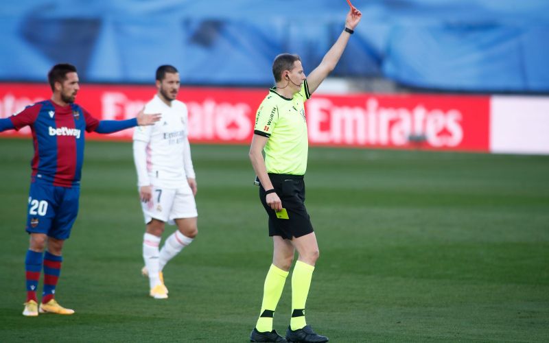 real madrid rdeči karton pm.jpg